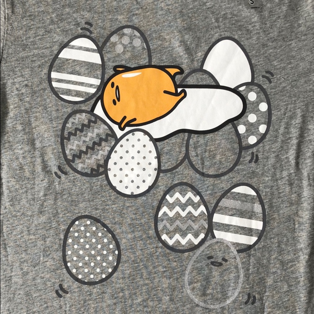 Collectible Sanrio x Uniqlo Gudetama collection